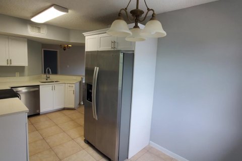 Copropriété à louer à Coral Springs, Floride: 3 chambres, 108.32 m2 № 2085605 - photo 9