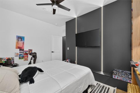Casa en venta en Kissimmee, Florida, 4 dormitorios, 221.48 m2 № 2329516 - foto 14