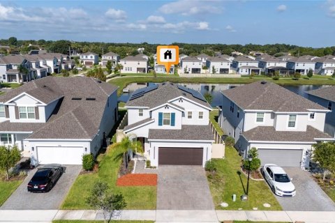 Casa en venta en Kissimmee, Florida, 4 dormitorios, 221.48 m2 № 2329516 - foto 3