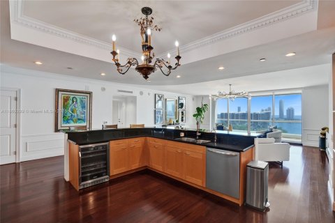 Condo in Aventura, Florida, 3 bedrooms  № 1887761 - photo 5