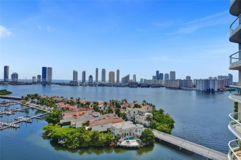 Condo in Aventura, Florida, 3 bedrooms  № 1887761 - photo 13
