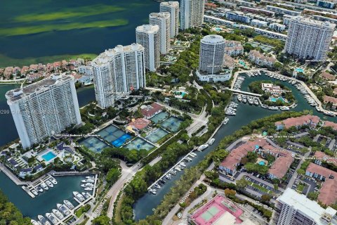 Condo in Aventura, Florida, 3 bedrooms  № 1887761 - photo 2