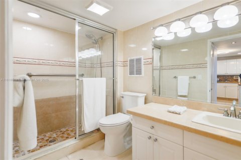 Condominio en venta en Miami Beach, Florida, 1 dormitorio, 78.97 m2 № 1776193 - foto 23