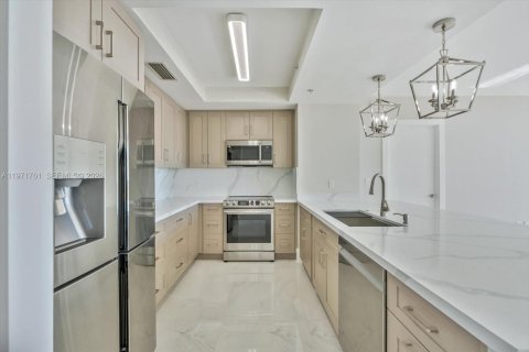 Condominio en venta en Miami, Florida, 2 dormitorios, 196.02 m2 № 2032897 - foto 12