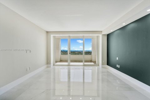 Condominio en venta en Miami, Florida, 2 dormitorios, 196.02 m2 № 2032897 - foto 26