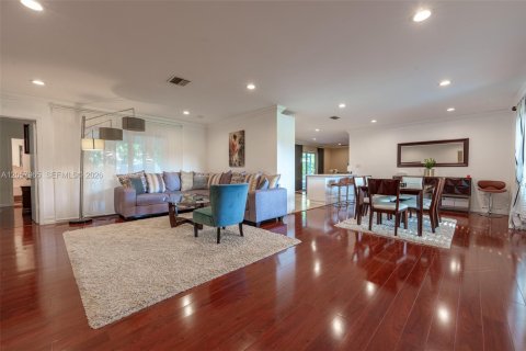 Villa ou maison à louer à Plantation, Floride: 3 chambres, 170.1 m2 № 2157052 - photo 3