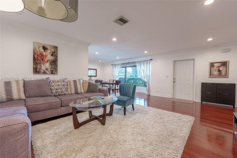Villa ou maison à louer à Plantation, Floride: 3 chambres, 170.1 m2 № 2157052 - photo 4