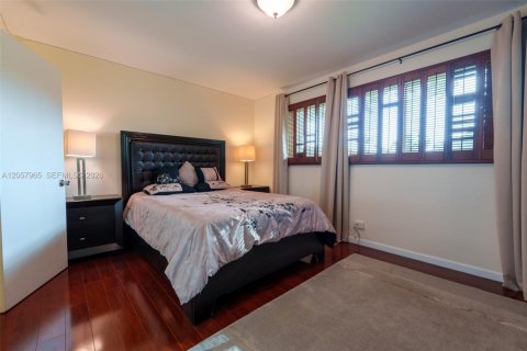 Villa ou maison à louer à Plantation, Floride: 3 chambres, 170.1 m2 № 2157052 - photo 12