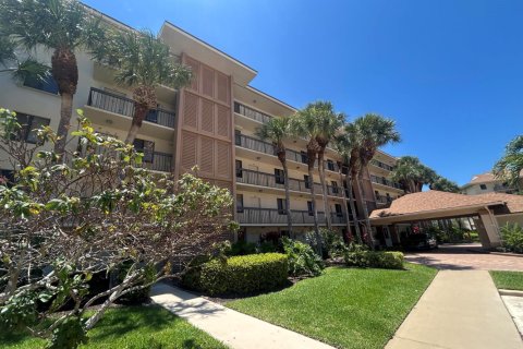 Condominio en Jupiter, Florida, 2 dormitorios  № 2245883