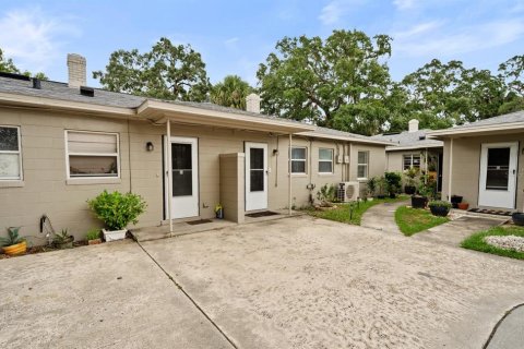Propiedad comercial en venta en Orlando, Florida, 8 dormitorios, 293.29 m2 № 2156252 - foto 23