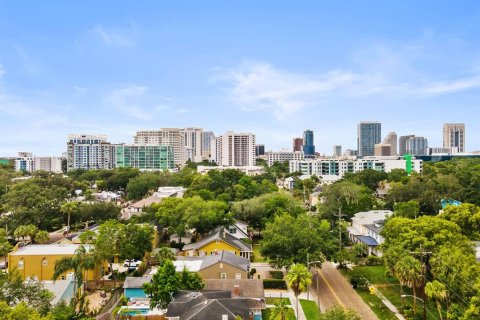 Propiedad comercial en venta en Orlando, Florida, 8 dormitorios, 293.29 m2 № 2156252 - foto 29