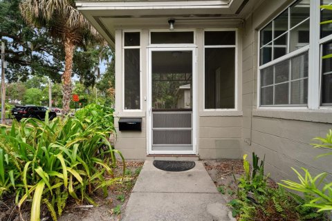 Propiedad comercial en venta en Orlando, Florida, 8 dormitorios, 293.29 m2 № 2156252 - foto 3
