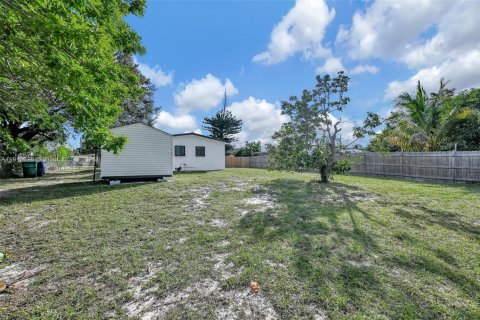 Villa ou maison à vendre à Miami Gardens, Floride: 4 chambres, 105.91 m2 № 1971693 - photo 13
