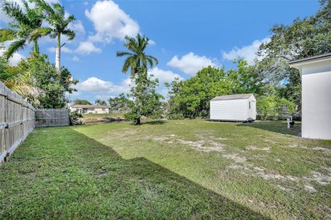 Villa ou maison à vendre à Miami Gardens, Floride: 4 chambres, 105.91 m2 № 1971693 - photo 10