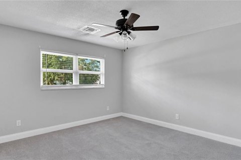 House in Altamonte Springs, Florida 3 bedrooms, 145.67 sq.m. № 2152051 - photo 23
