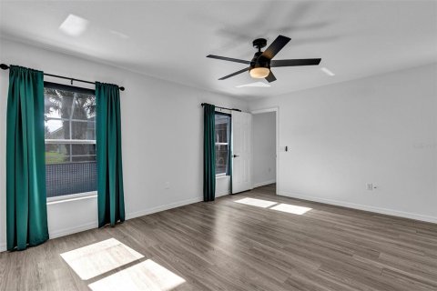 House in Beverly Hills, Florida 2 bedrooms, 129.13 sq.m. № 2395992 - photo 17