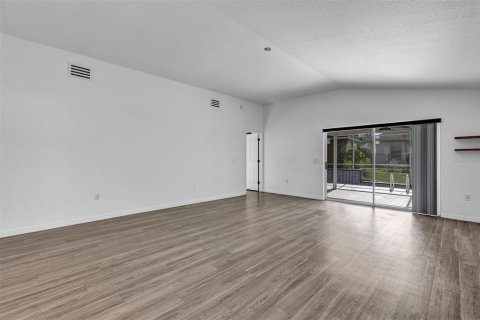 House in Beverly Hills, Florida 2 bedrooms, 129.13 sq.m. № 2395992 - photo 11