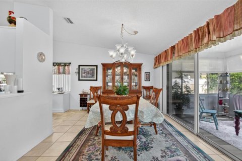 Casa en venta en Palm Coast, Florida, 3 dormitorios, 149.94 m2 № 1899235 - foto 12