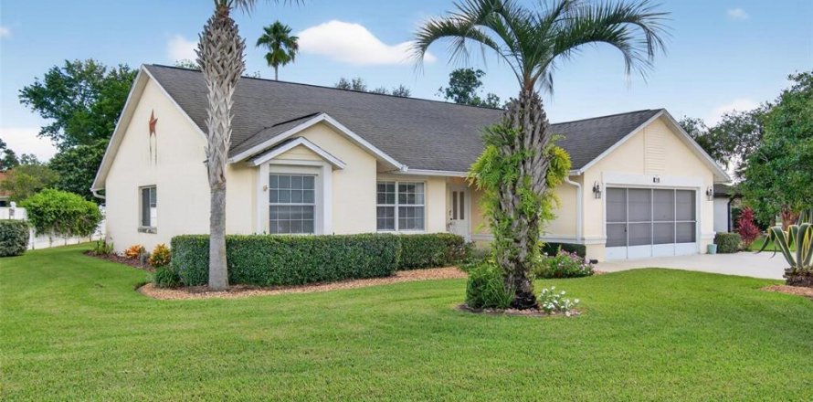 Casa en Palm Coast, Florida 3 dormitorios, 149.94 m2 № 1899235