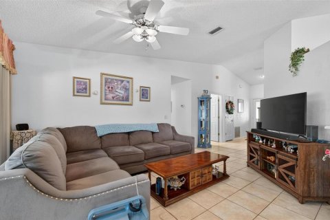 Casa en venta en Palm Coast, Florida, 3 dormitorios, 149.94 m2 № 1899235 - foto 9