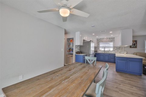 Villa ou maison à vendre à Saint Petersburg, Floride: 2 chambres, 88.54 m2 № 1778541 - photo 14