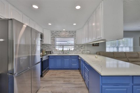 Villa ou maison à vendre à Saint Petersburg, Floride: 2 chambres, 88.54 m2 № 1778541 - photo 9