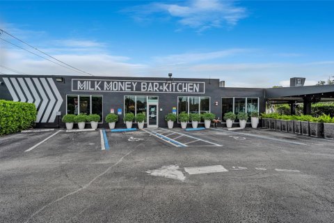 Commercial property in Fort Lauderdale, Florida № 2158518 - photo 10