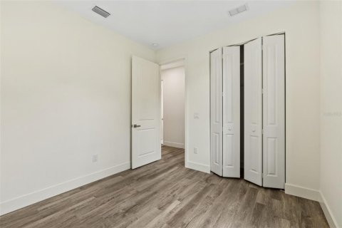 Casa en venta en Edgewater, Florida, 3 dormitorios, 151.8 m2 № 1909937 - foto 12
