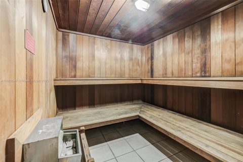 Condo in Sunny Isles Beach, Florida, 1 bedroom  № 1862536 - photo 21