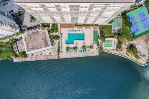 Condo in Sunny Isles Beach, Florida, 1 bedroom  № 1862536 - photo 14