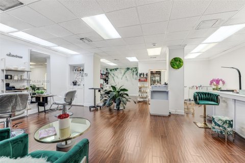 Condo in Sunny Isles Beach, Florida, 1 bedroom  № 1862536 - photo 16
