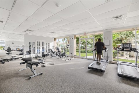 Condo in Sunny Isles Beach, Florida, 1 bedroom  № 1862536 - photo 18