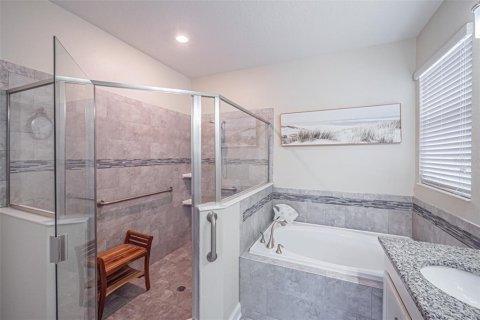 Villa ou maison à vendre à Orlando, Floride: 4 chambres, 220.18 m2 № 2208419 - photo 30