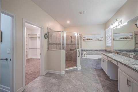 Villa ou maison à vendre à Orlando, Floride: 4 chambres, 220.18 m2 № 2208419 - photo 28