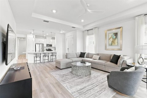 Купить виллу или дом в Брейдентон, Флорида 9 комнат, 178.37м2, № 2348123 - фото 13