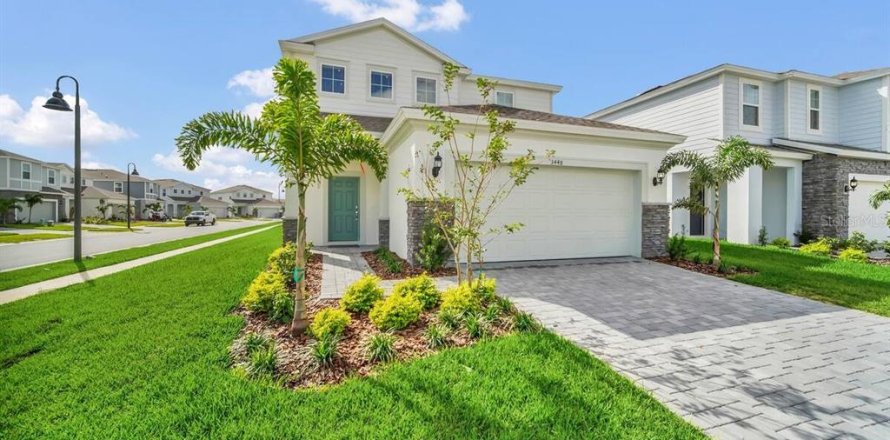 House in Davenport, Florida 5 bedrooms, 243.59 sq.m. № 1822671
