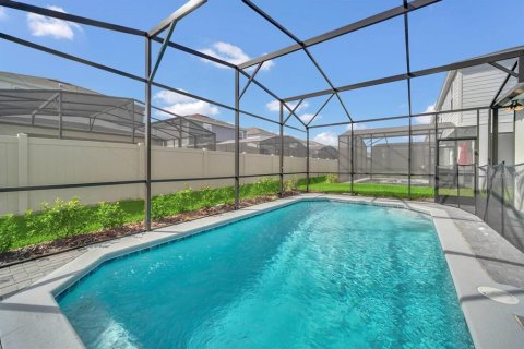 House in Davenport, Florida 5 bedrooms, 243.59 sq.m. № 1822671 - photo 24