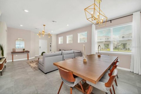 House in Davenport, Florida 5 bedrooms, 243.59 sq.m. № 1822671 - photo 5