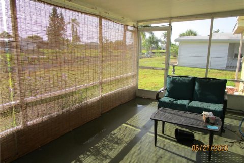 House in North Port, Florida 2 bedrooms, 98.38 sq.m. № 2208412 - photo 9