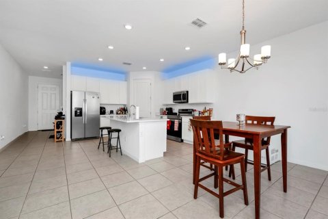 Villa ou maison à vendre à Davenport, Floride: 4 chambres, 224.82 m2 № 1561463 - photo 3