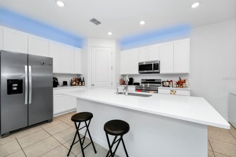 Villa ou maison à vendre à Davenport, Floride: 4 chambres, 224.82 m2 № 1561463 - photo 10