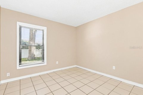 Villa ou maison à louer à Valrico, Floride: 3 chambres, 125.23 m2 № 2423636 - photo 12