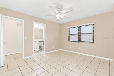 Villa ou maison à louer à Valrico, Floride: 3 chambres, 125.23 m2 № 2423636 - photo 10