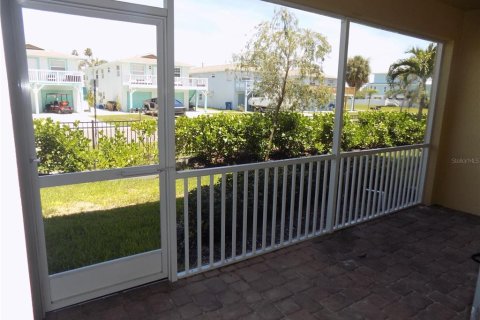 Touwnhouse à vendre à Indian Rocks Beach, Floride: 4 chambres, 183.95 m2 № 2099624 - photo 21