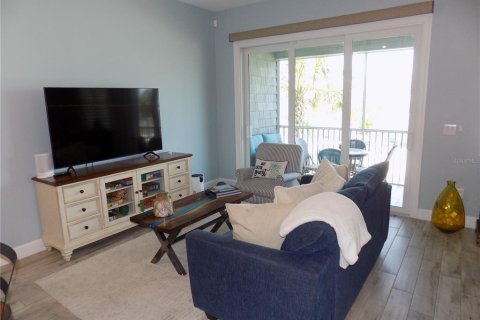 Touwnhouse à vendre à Indian Rocks Beach, Floride: 4 chambres, 183.95 m2 № 2099624 - photo 6
