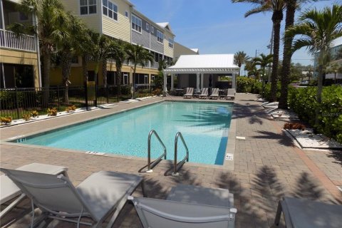 Touwnhouse à vendre à Indian Rocks Beach, Floride: 4 chambres, 183.95 m2 № 2099624 - photo 23
