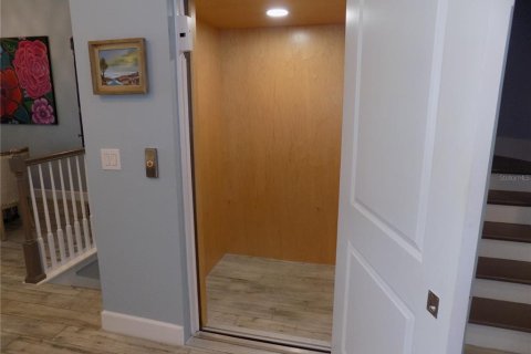 Touwnhouse à vendre à Indian Rocks Beach, Floride: 4 chambres, 183.95 m2 № 2099624 - photo 7