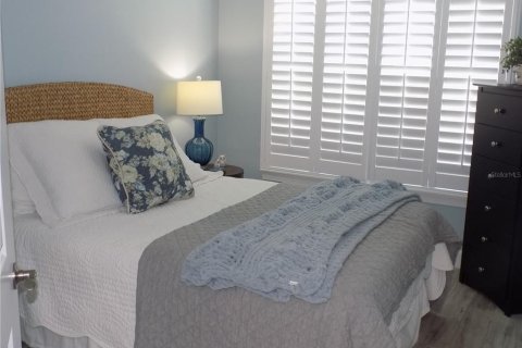 Touwnhouse à vendre à Indian Rocks Beach, Floride: 4 chambres, 183.95 m2 № 2099624 - photo 13