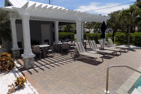 Touwnhouse à vendre à Indian Rocks Beach, Floride: 4 chambres, 183.95 m2 № 2099624 - photo 24