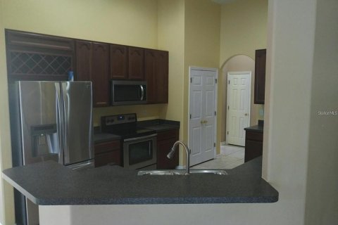 Villa ou maison à louer à Land O' Lakes, Floride: 4 chambres, 247.58 m2 № 2149485 - photo 8